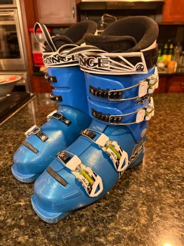 Mondo 24 & 24.5 Unisex Lange RSJ 65 Racing Ski Boots (Used)