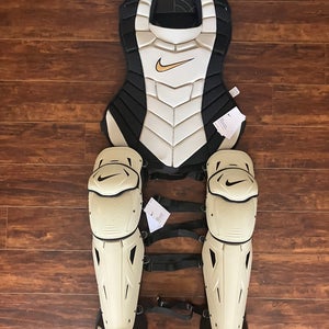 Nike Diamond Elite Catcher's Set Adult 17”
