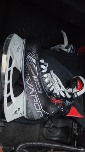 2021 Bauer Vapor X Select Hockey Skates Regular Width 12 (Used)