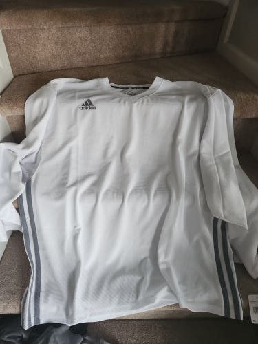 White XL Men's Adidas Jersey (New)