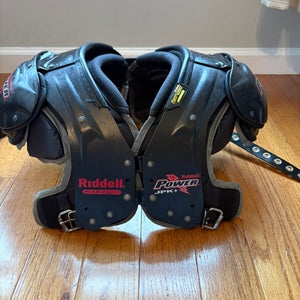 Medium Youth Riddell JPK+ Shoulder Pads (Used)