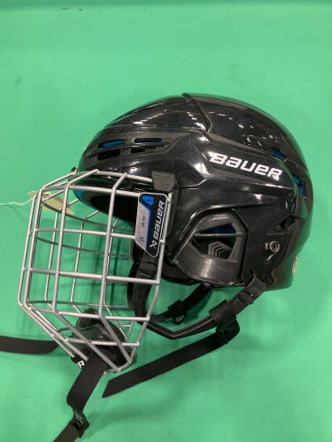 Black Medium Bauer Re-Akt 55 Helmet (Used)