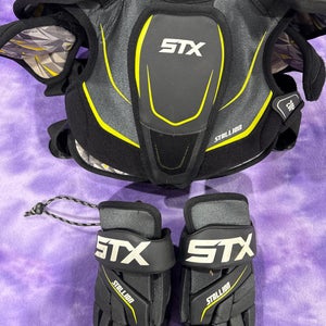 Medium Youth STX Stallion 200+ Shoulder Pads (Used)