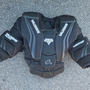 Senior XS Vaughn Ventus SLR Pro Carbon Goalie Chest Protector (Used)