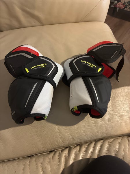 Used Intermediate Medium Bauer VAPOR SHIFT PRO Elbow Pads