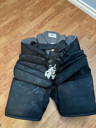 Bauer Goalie Pants - Size Large - Black