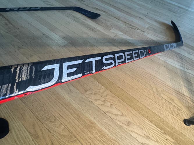 Senior CCM JetSpeed FT6 Right Handed Hockey Stick P29 80 Flex (Used)