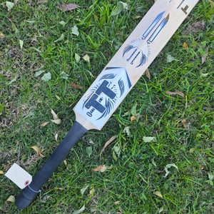 Titan Sports Classic Cricket Bat (Used)