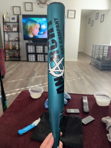 Anarchy Anarchy Bat 26 oz 34" (Used)