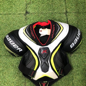 Medium Junior Bauer Vapor 2X Shoulder Pads (Used)