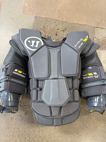 Senior Large Body Warrior Ritual G2 PRO Goalie Chest Protector (Used)