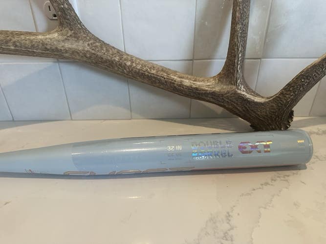 NIW Easton Ghost Unlimited 32/22 (-10) Fastpitch Softball Bat