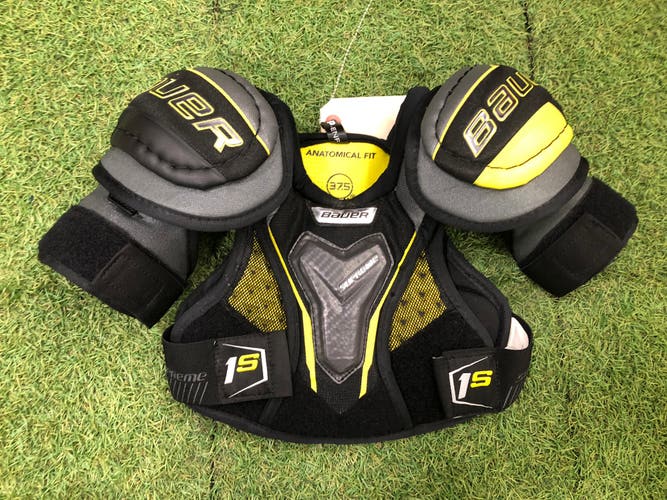 Small Youth Bauer Supreme 1S Shoulder Pads (Used)