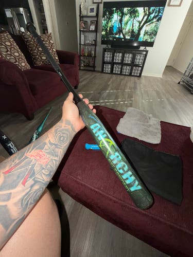 Anarchy Anarchy Bat 28 oz 34" (Used)