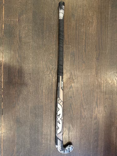 TK Field Hockey Stick 37.5" (Used)