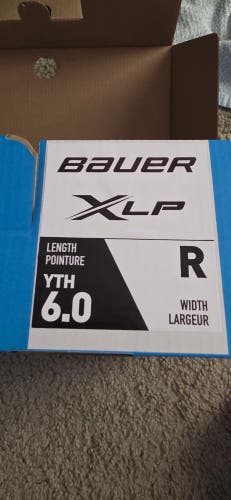 Bauer Hockey Skates Youth 6 (New)