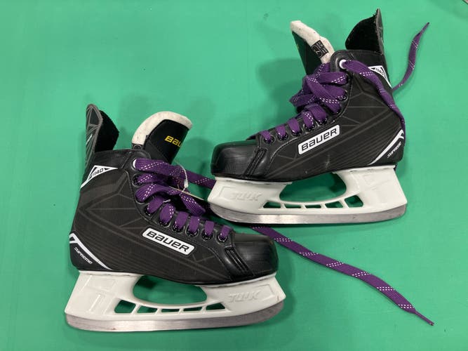 Senior Bauer Supreme S140 Hockey Skates Regular Width 7 (Used)