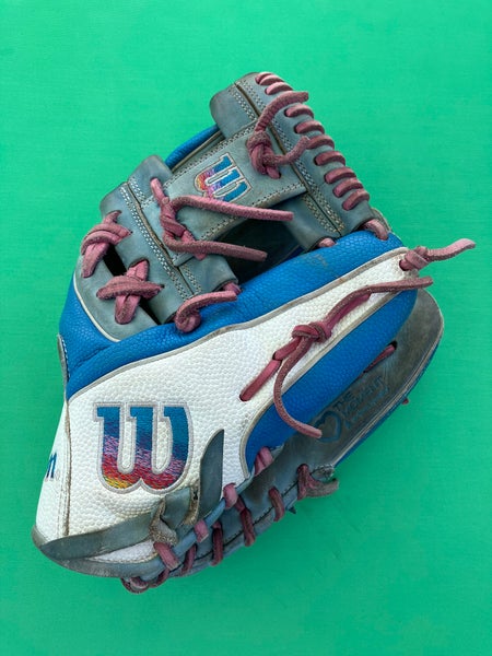 Wilson A2000 RH Infield Baseball Glove 11.5" (Used)
