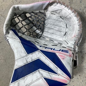 Senior True Catalyst 9X3 Regular Goalie Glove & Blocker