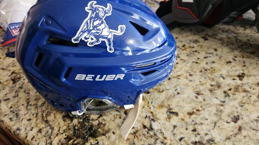 Medium Bauer Re-Akt 150 Helmet (Used) Top of the line protection! FREE SHIPPING in US