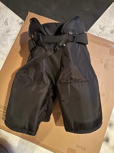 CCM MHP7000 Hockey Pants Pro Stock | Senior Medium