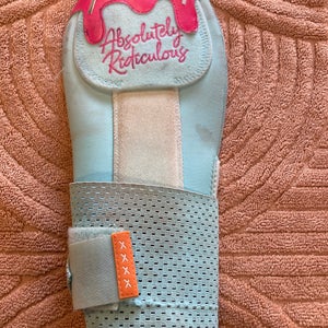 Absolutely Ridiculous Sliding Mitt