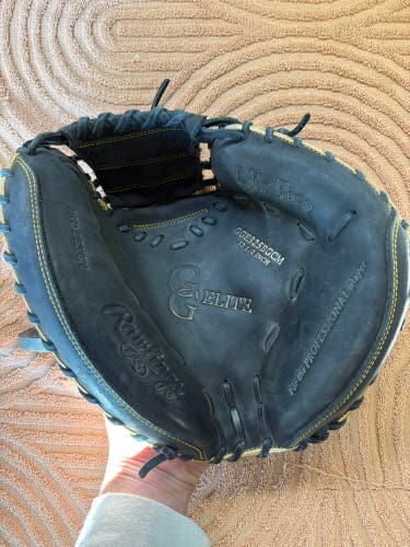 Black Rawlings Gold Glove Elite RH Catcher's Baseball Glove 32.5" (Used)