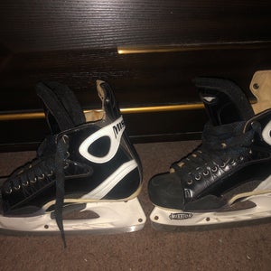 Mission Amp 6 Hockey Skates Regular Width 11.5 (Used)