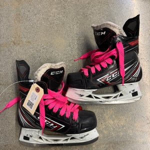 Junior CCM JetSpeed FT470 Hockey Skates Regular Width Size 3.5 (Used)