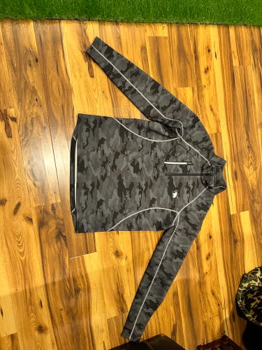 Men’s Sunice 1/4 Golf Zip used mammoth dunes