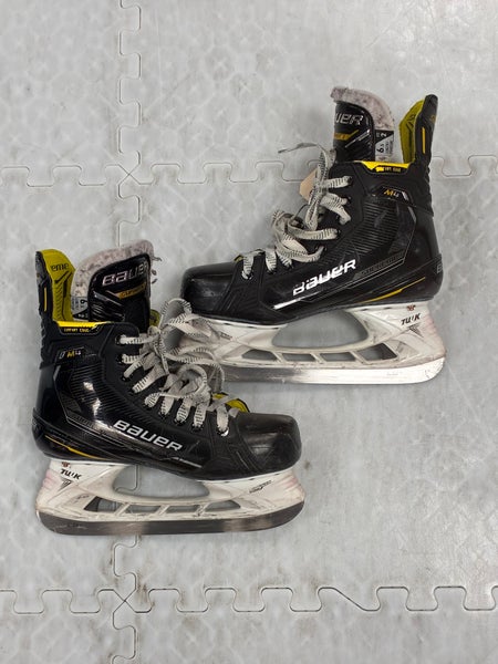 Intermediate Bauer Supreme M4 Hockey Skates 6.5 (Used)