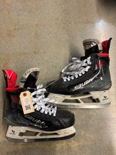 Senior Bauer Vapor X5 Pro Hockey Skates 9 (Used)