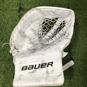 Senior Bauer GSX Goalie Glove Full Right (Used)