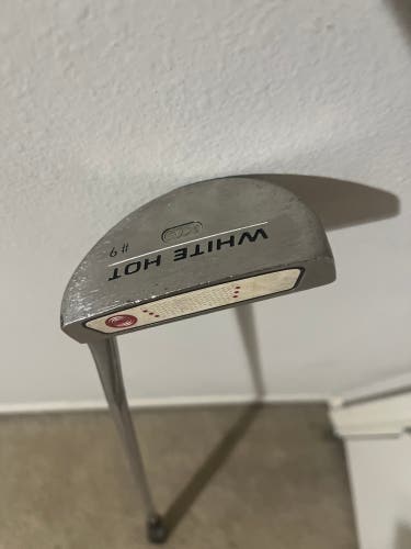 Silver Men's 2006 Odyssey White Hot XG 9 Belly Right Handed Putter Uniflex 33" (Used)