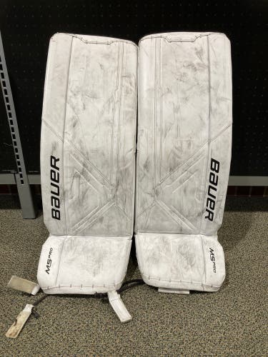 32" Intermediate Bauer Supreme M5 Pro Goalie Leg Pads (Used)
