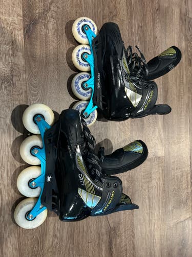 True Catalyst 7 Hockey Skates Regular Width 8.5 (Used)