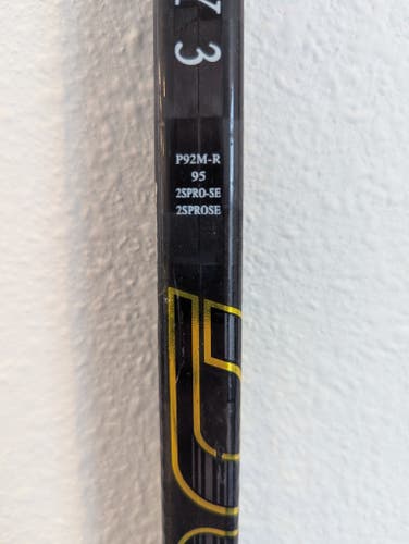 Bauer Supreme 2S PRO Hockey Stick RIGHTY P92M 95 flex Senior D1 Pro Stock