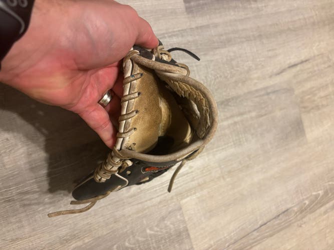 D-Bat G106 Baseball Glove 11.50