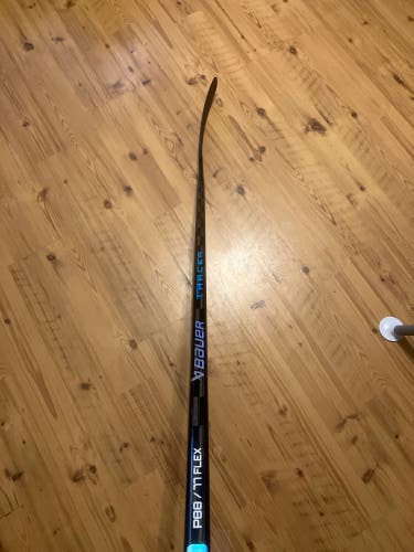 Senior Bauer Nexus Tracer Left Hand Hockey Stick P88 77 Flex (Used)