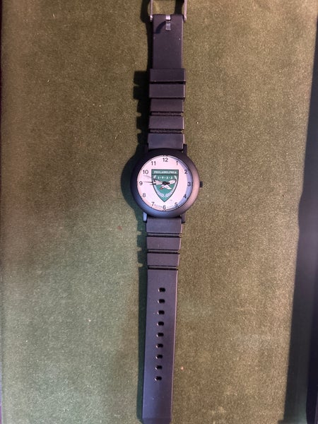 Vintage Philadelphia Eagles men’s watch
