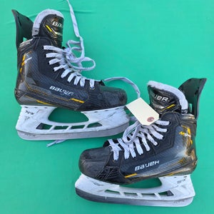 Senior Bauer Supreme M5 Pro Hockey Skates Size 6 (Used)