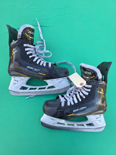 Senior Bauer Supreme M5 Pro Hockey Skates Size 6 (Used)