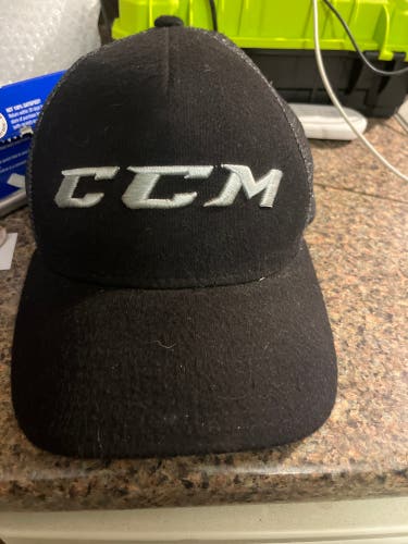 Black Adult Unisex One Size Fits All CCM Hat (Used)