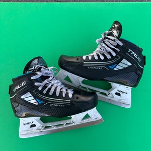 Senior True Catalyst 5X4 Hockey Goalie Skates Regular Width 8.5 (Used)