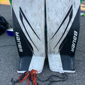 White 33" Senior Bauer Vapor Hyperlite 2 Goalie Leg Pads (Used)