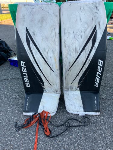 White 33" Senior Bauer Vapor Hyperlite 2 Goalie Leg Pads (Used)