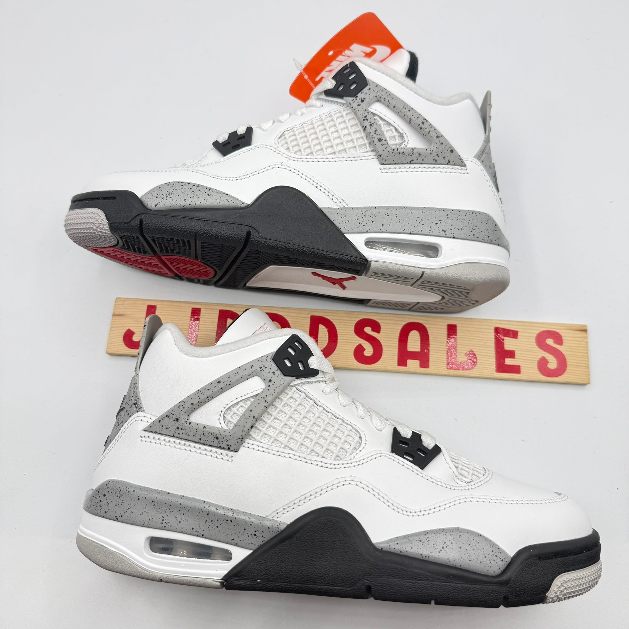 Nike Air Jordan 4 Retro White Cement AJ4 2025 FV5029-100 Men’s Sz 7 Women’s 8.5 Nike Air Jordan 4 Retro White Cement 2025 - All Sizes  main image 4