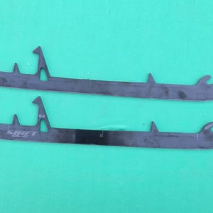 True Shift DLC Goalie Steel | Size 8 (Used)