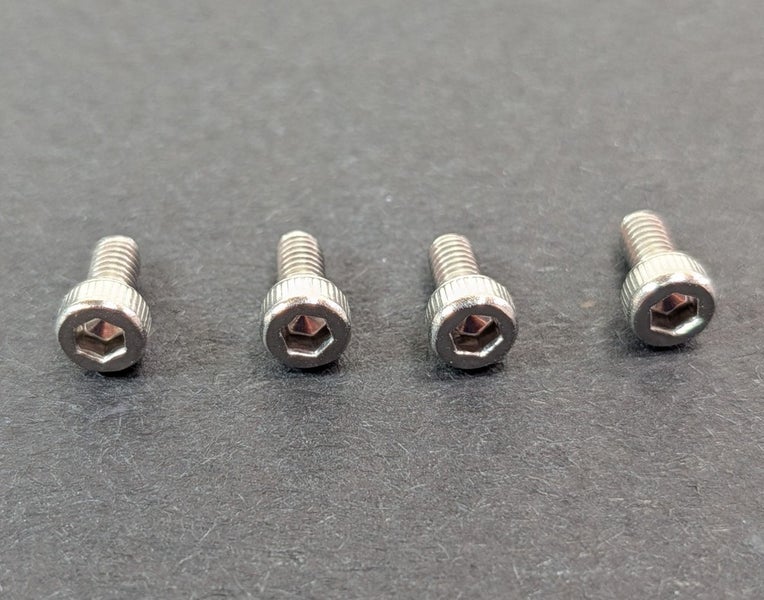 4 X Stainless Steel Screws For Suunto D9 Scuba Dive Computer Wrist Watch Strap