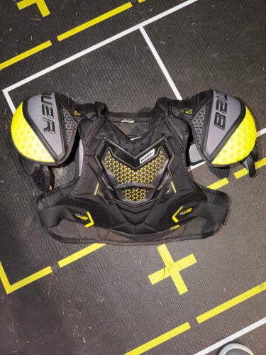 Medium Intermediate Bauer Supreme Ultrasonic Shoulder Pads (Used)